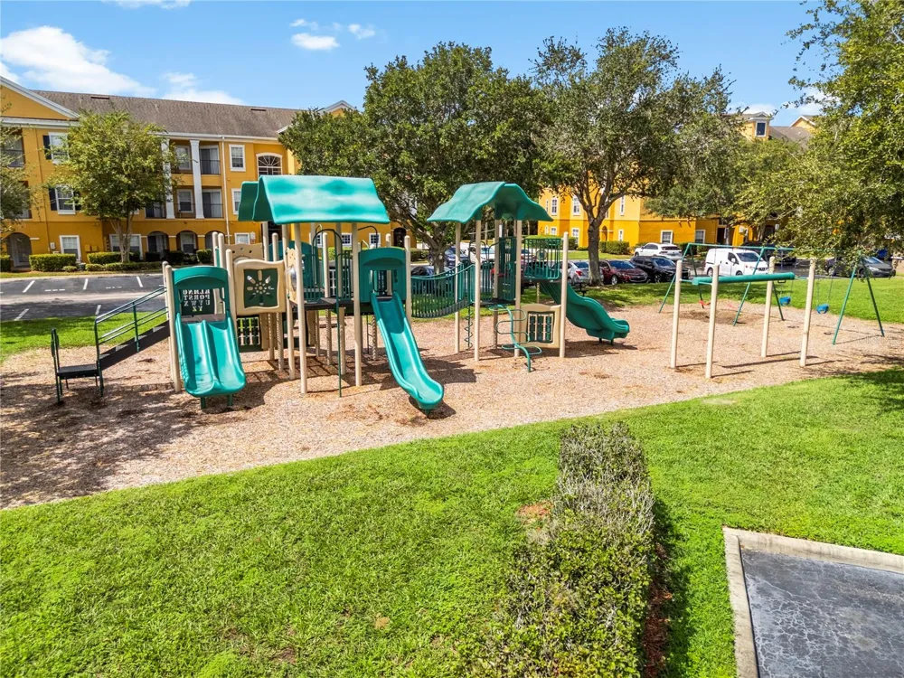 3615 CONROY ROAD #614 Orlando, FL 32839