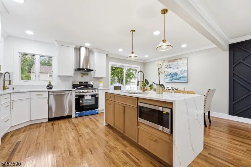 624 Exeter Rd Linden City, NJ 07036