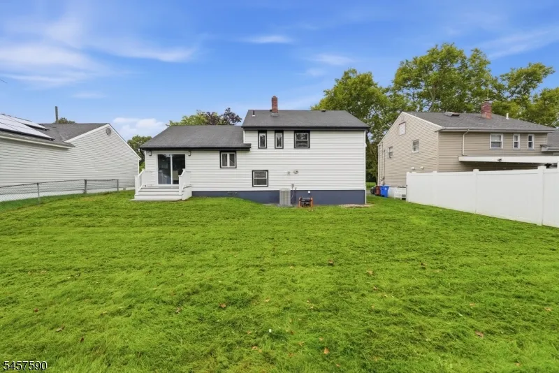 624 Exeter Rd Linden City, NJ 07036