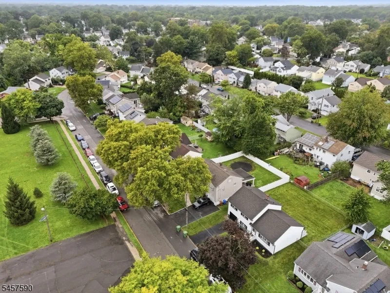 624 Exeter Rd Linden City, NJ 07036