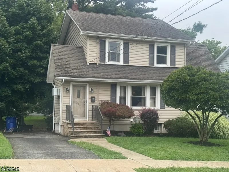 214 Boyle Ave Totowa, NJ 07512