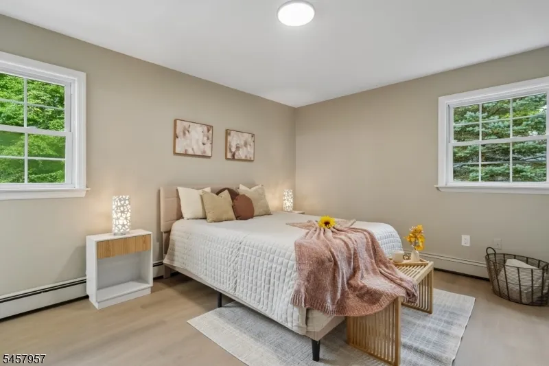 41 Paula Dr Washington, NJ 07853