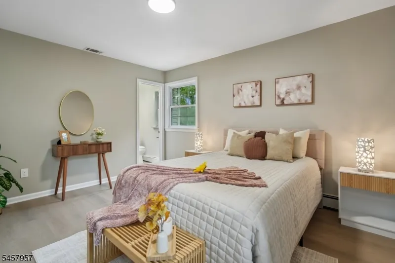 41 Paula Dr Washington, NJ 07853