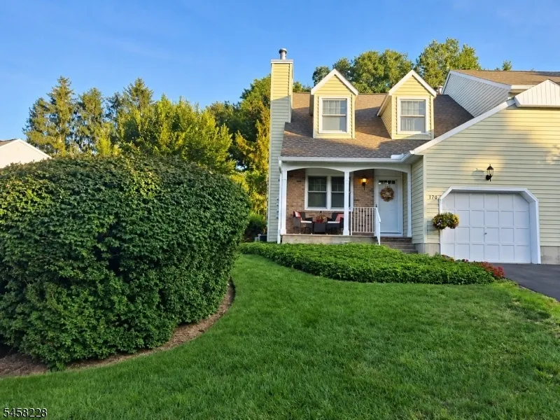 126 Wagon Wheel Rd Sparta, NJ 07871