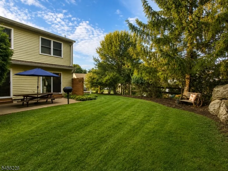 126 Wagon Wheel Rd Sparta, NJ 07871