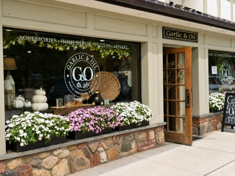 126 Wagon Wheel Rd Sparta, NJ 07871
