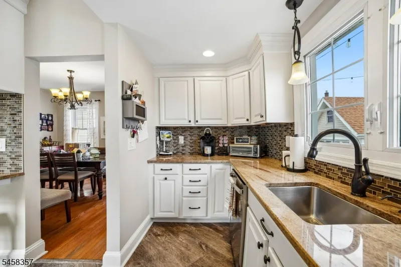 439 Lake Ave Lyndhurst, NJ 07071