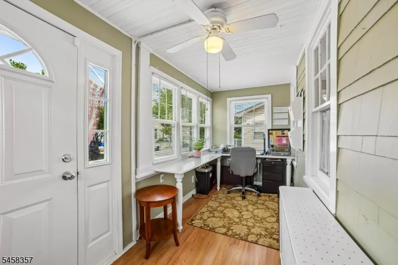 439 Lake Ave Lyndhurst, NJ 07071