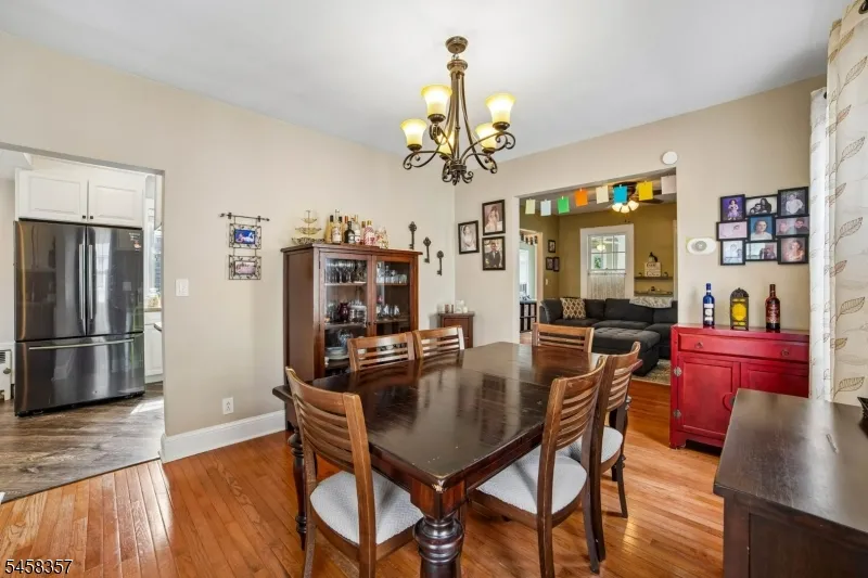 439 Lake Ave Lyndhurst, NJ 07071