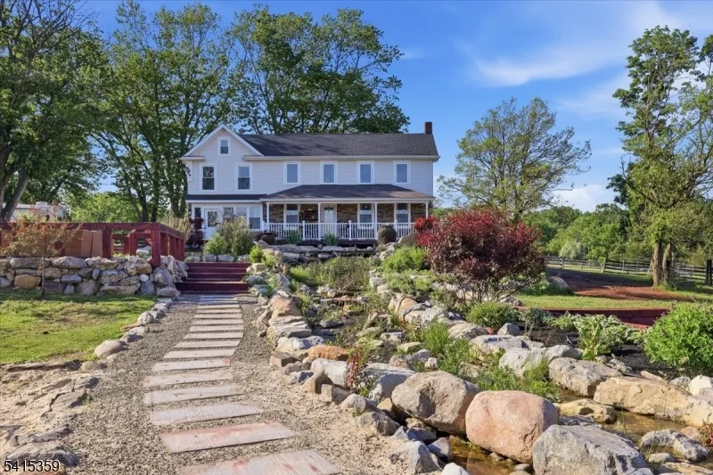72 Pond Ln Holland, NJ 08848
