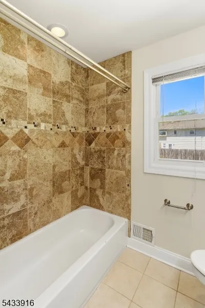 154 Mulberry Ln Middlesex, NJ 08846