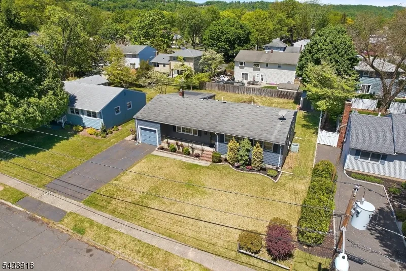 154 Mulberry Ln Middlesex, NJ 08846