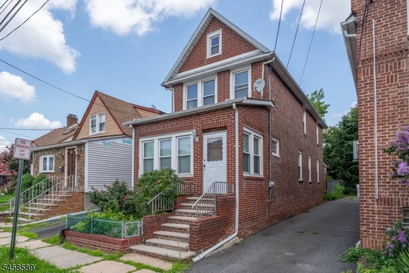 317 Mitchell Ave Linden City, NJ 07036