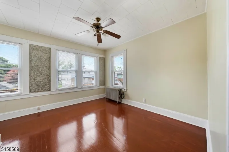 317 Mitchell Ave Linden City, NJ 07036