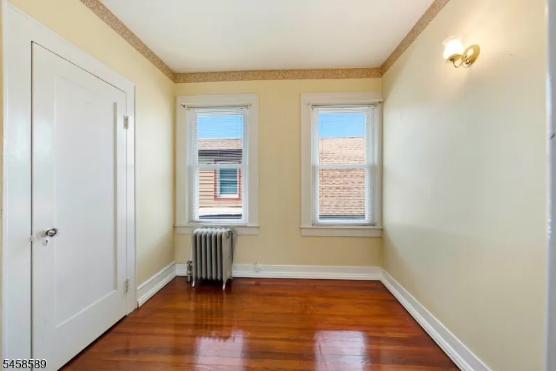 317 Mitchell Ave Linden City, NJ 07036