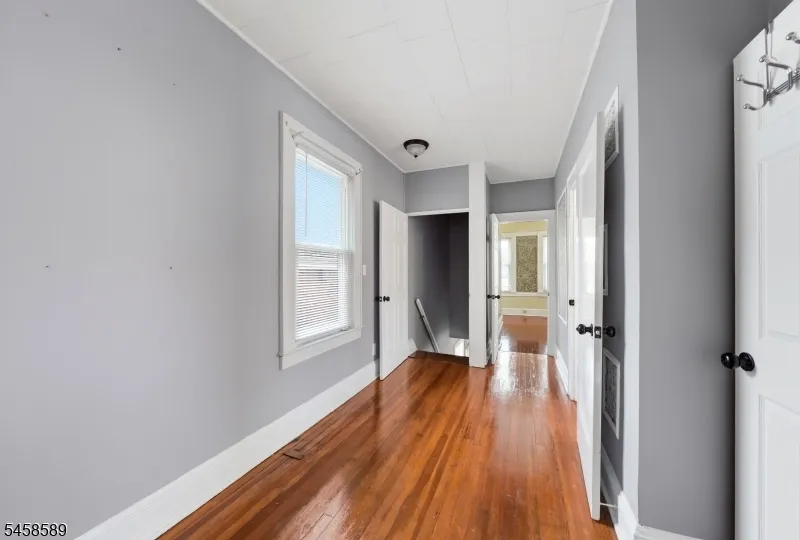 317 Mitchell Ave Linden City, NJ 07036