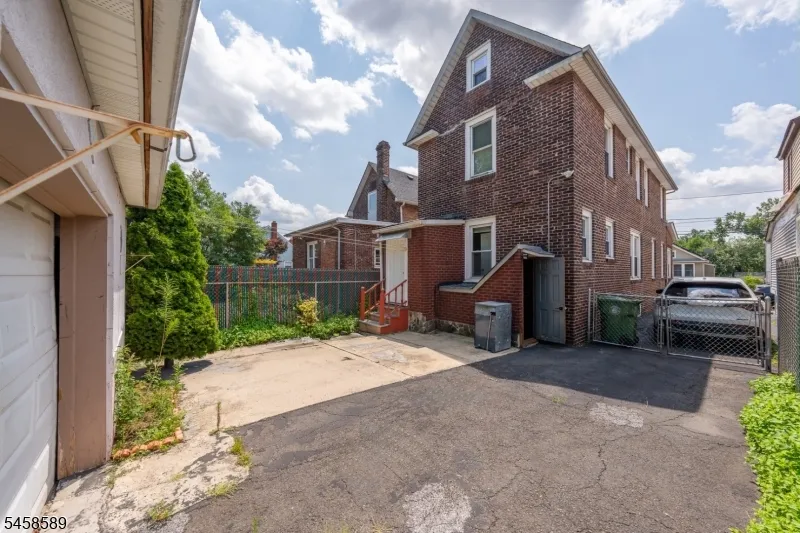 317 Mitchell Ave Linden City, NJ 07036