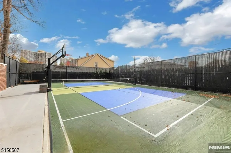  Cliffside Park, NJ 07010