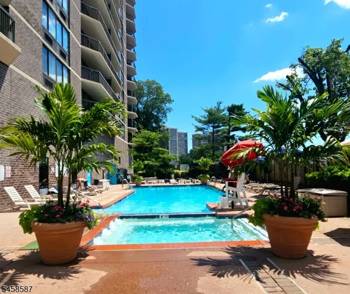  Cliffside Park, NJ 07010