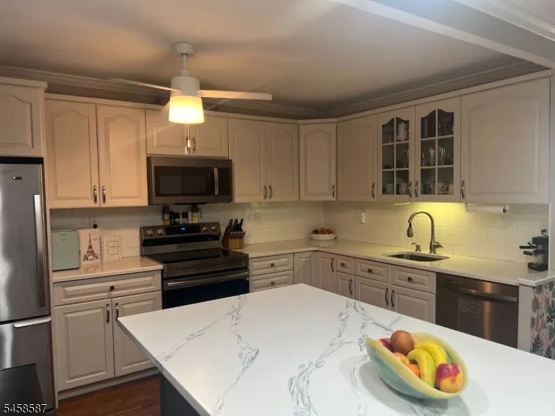  Cliffside Park, NJ 07010