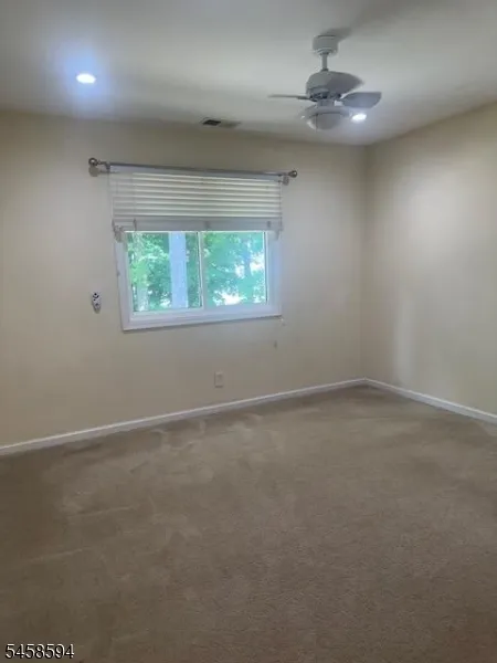 113 Saratoga Sq Wayne, NJ 07470
