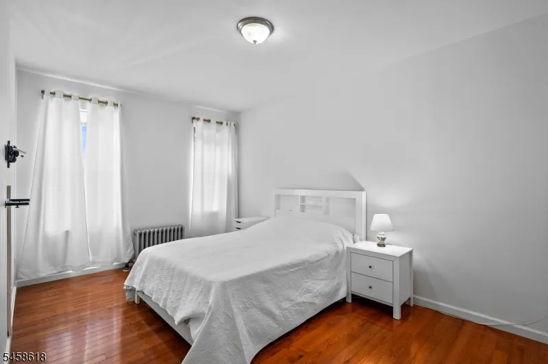 756 Brady #609 Unit 609 New York, NJ 10462