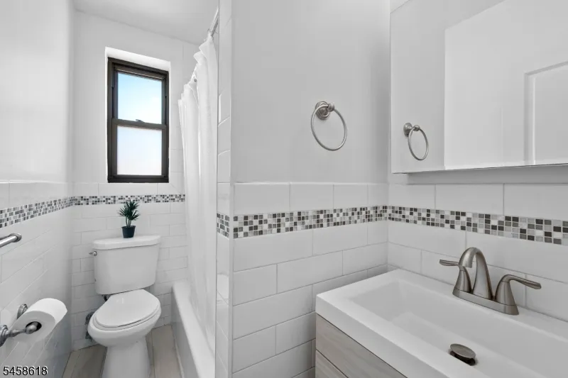 756 Brady #609 Unit 609 New York, NJ 10462