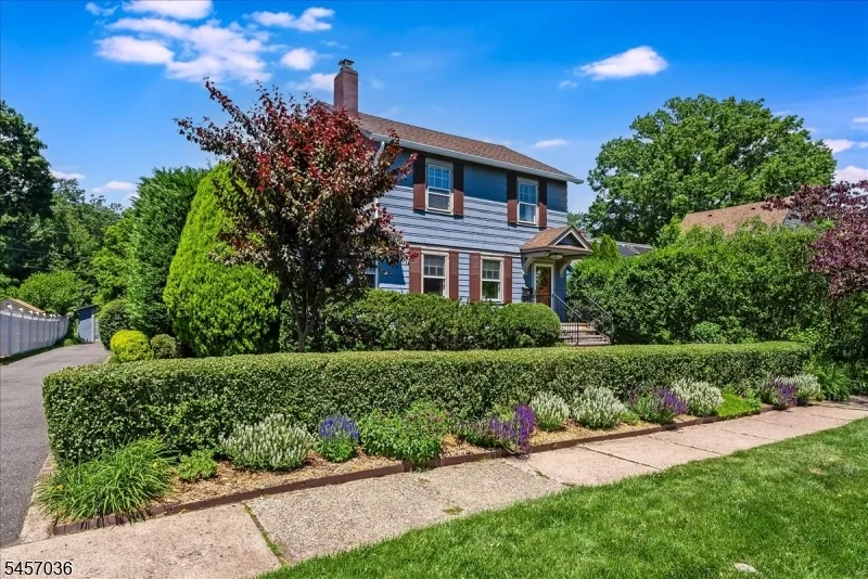 44 Dodd St Montclair, NJ 07042