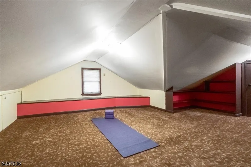 44 Dodd St Montclair, NJ 07042