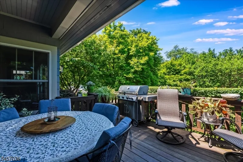 44 Dodd St Montclair, NJ 07042