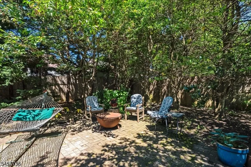 44 Dodd St Montclair, NJ 07042