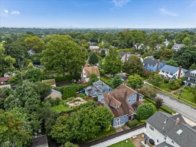 44 Dodd St Montclair, NJ 07042