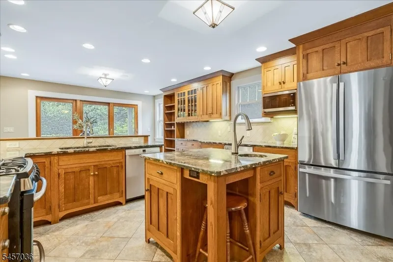 44 Dodd St Montclair, NJ 07042