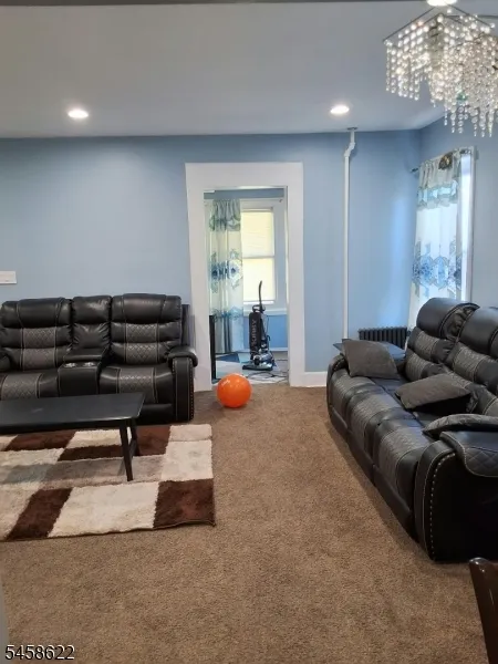 86 Mead St Newark City, NJ 07106