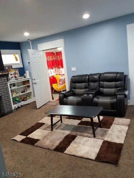86 Mead St Newark City, NJ 07106