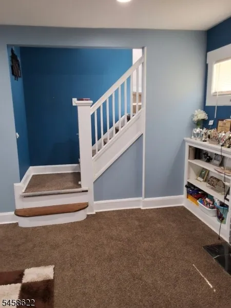 86 Mead St Newark City, NJ 07106