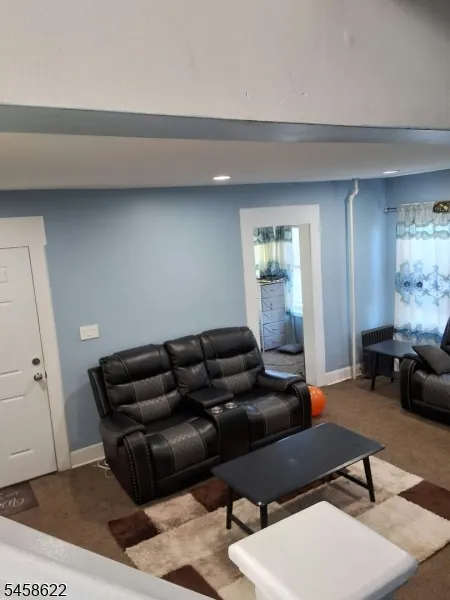 86 Mead St Newark City, NJ 07106