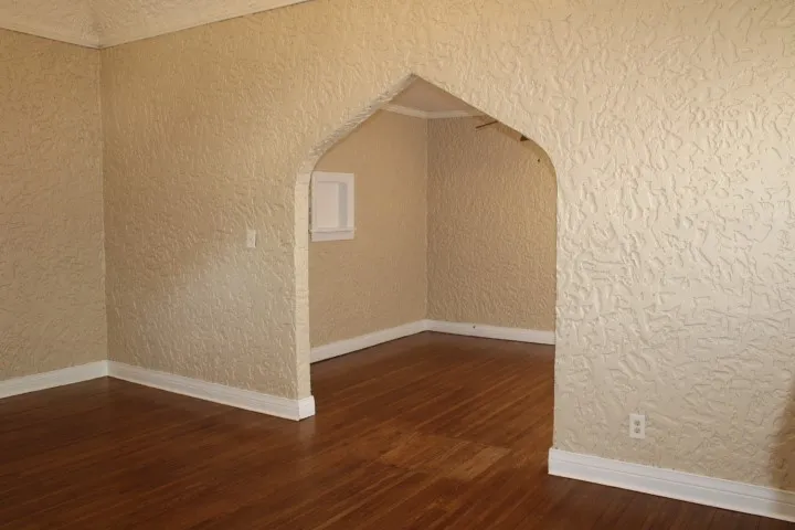 1536 S Atlanta Avenue Tulsa, OK 74104