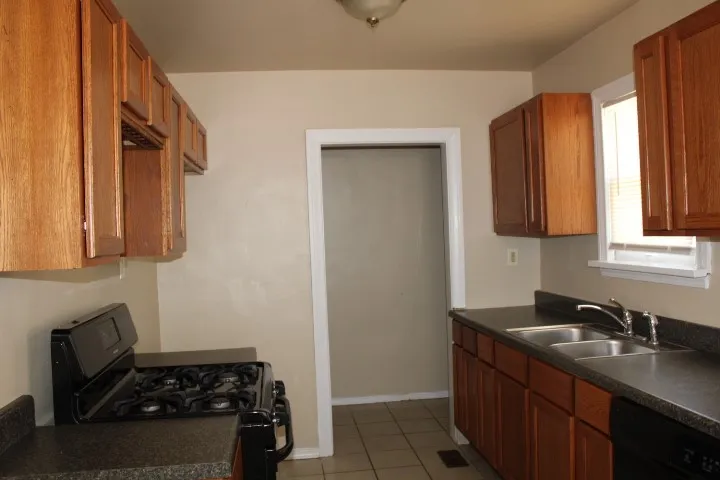 1536 S Atlanta Avenue Tulsa, OK 74104