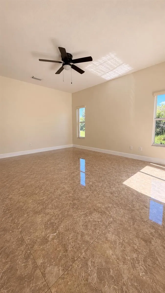 1448 Derby Glen Drive Orlando, FL 32837