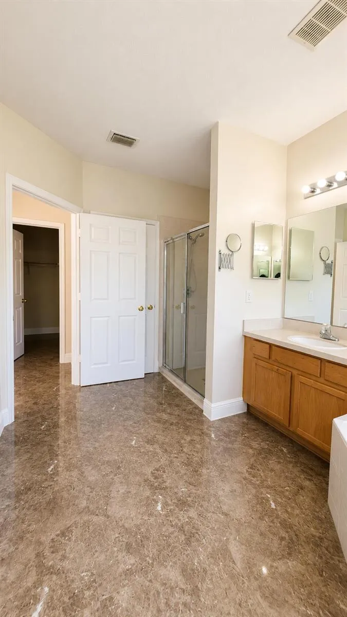 1448 Derby Glen Drive Orlando, FL 32837