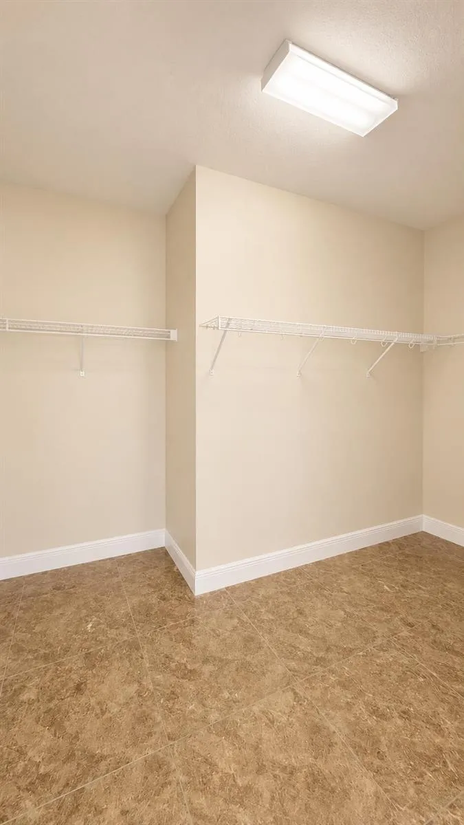 1448 Derby Glen Drive Orlando, FL 32837