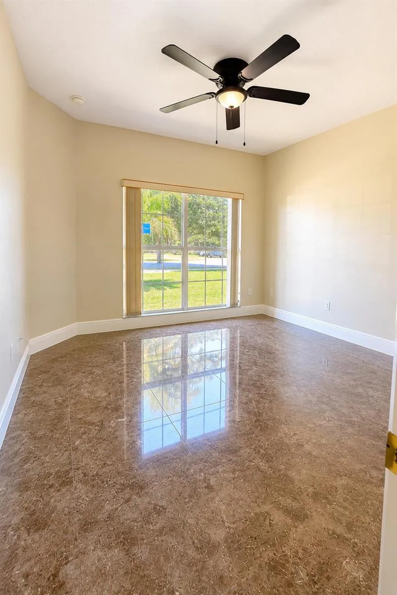 1448 Derby Glen Drive Orlando, FL 32837