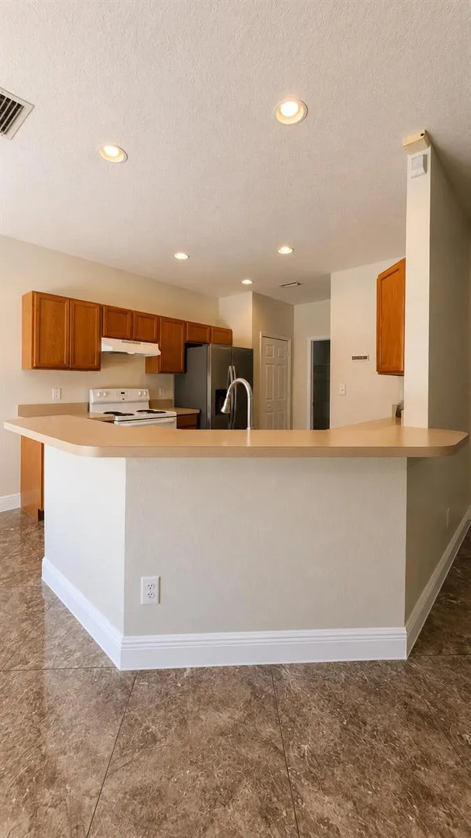 1448 Derby Glen Drive Orlando, FL 32837