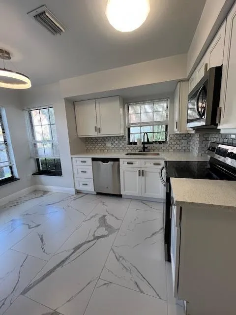 13501 Fountain View Boulevard Wellington, FL 33414