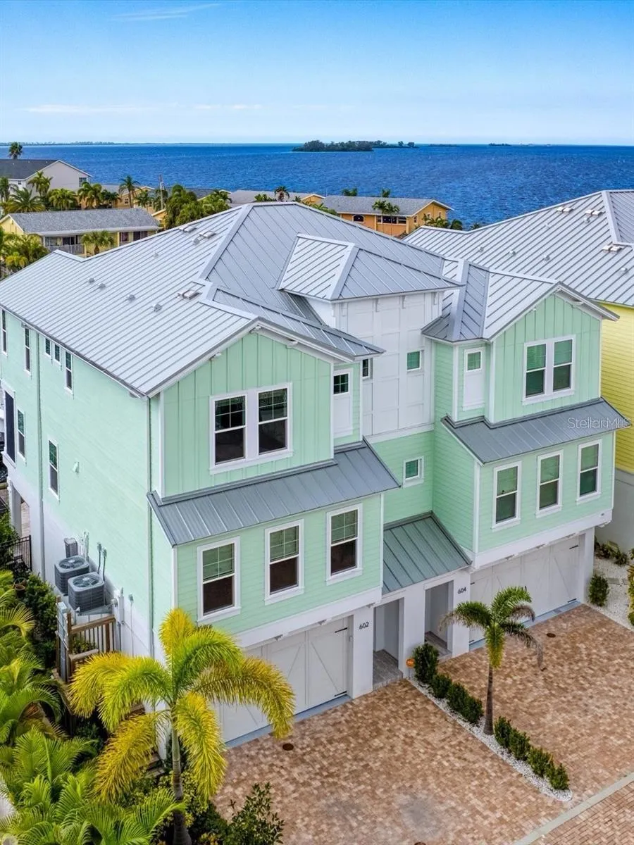 602 SEA COURT Dunedin, FL 34698