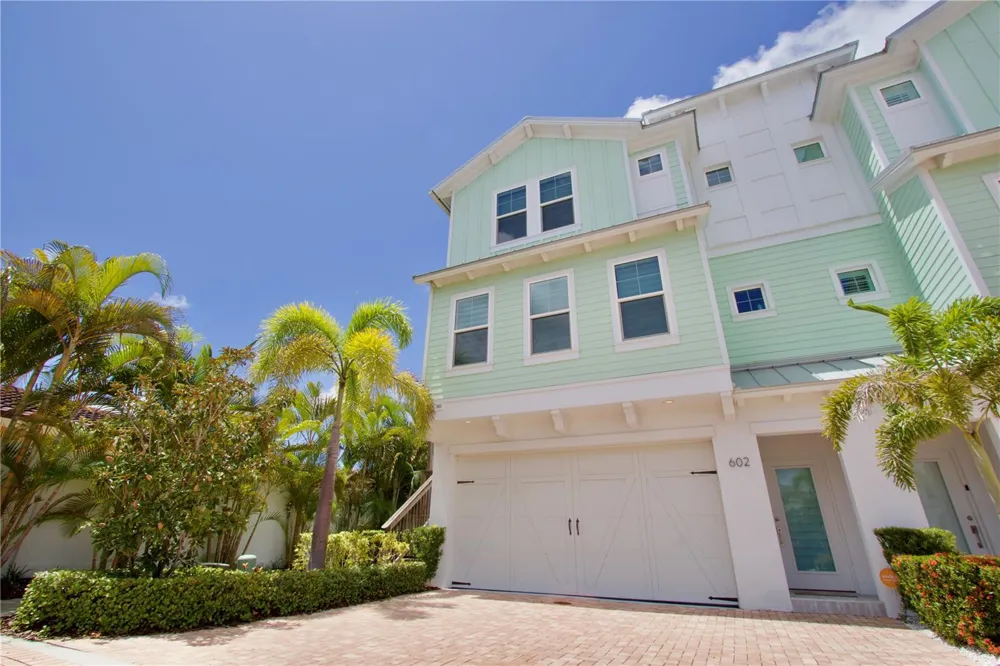 602 SEA COURT Dunedin, FL 34698