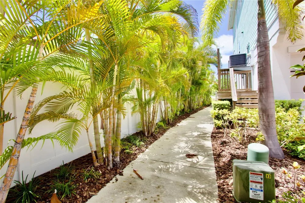 602 SEA COURT Dunedin, FL 34698