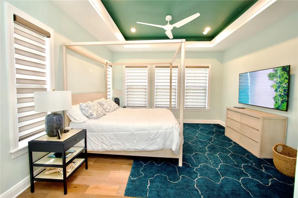 602 SEA COURT Dunedin, FL 34698