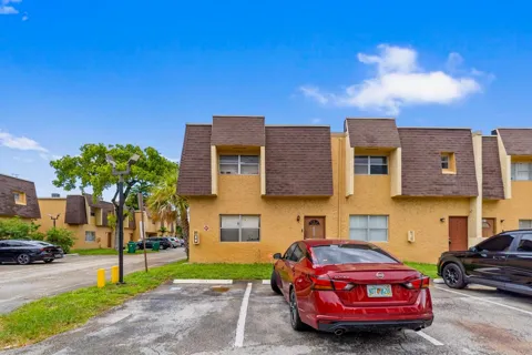 5655 BLUEBERRY COURT #1